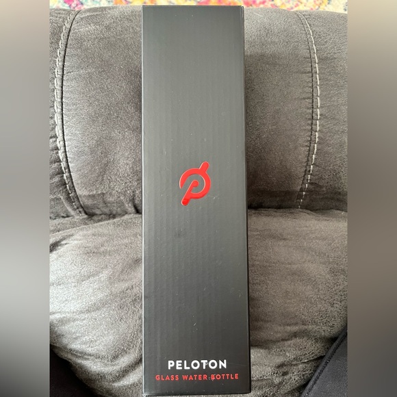 Peloton Glass Cup - Picture 2 of 3